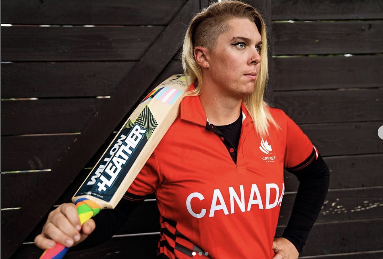 تصویر از اینستاگرام دنیالا مک‌گِهی، بازیکن ترنس تیم ملی کانادا در مسابقات زنان جهان که حالا دیگر نمی‌تواند بازی کند چون زن ترنس است.